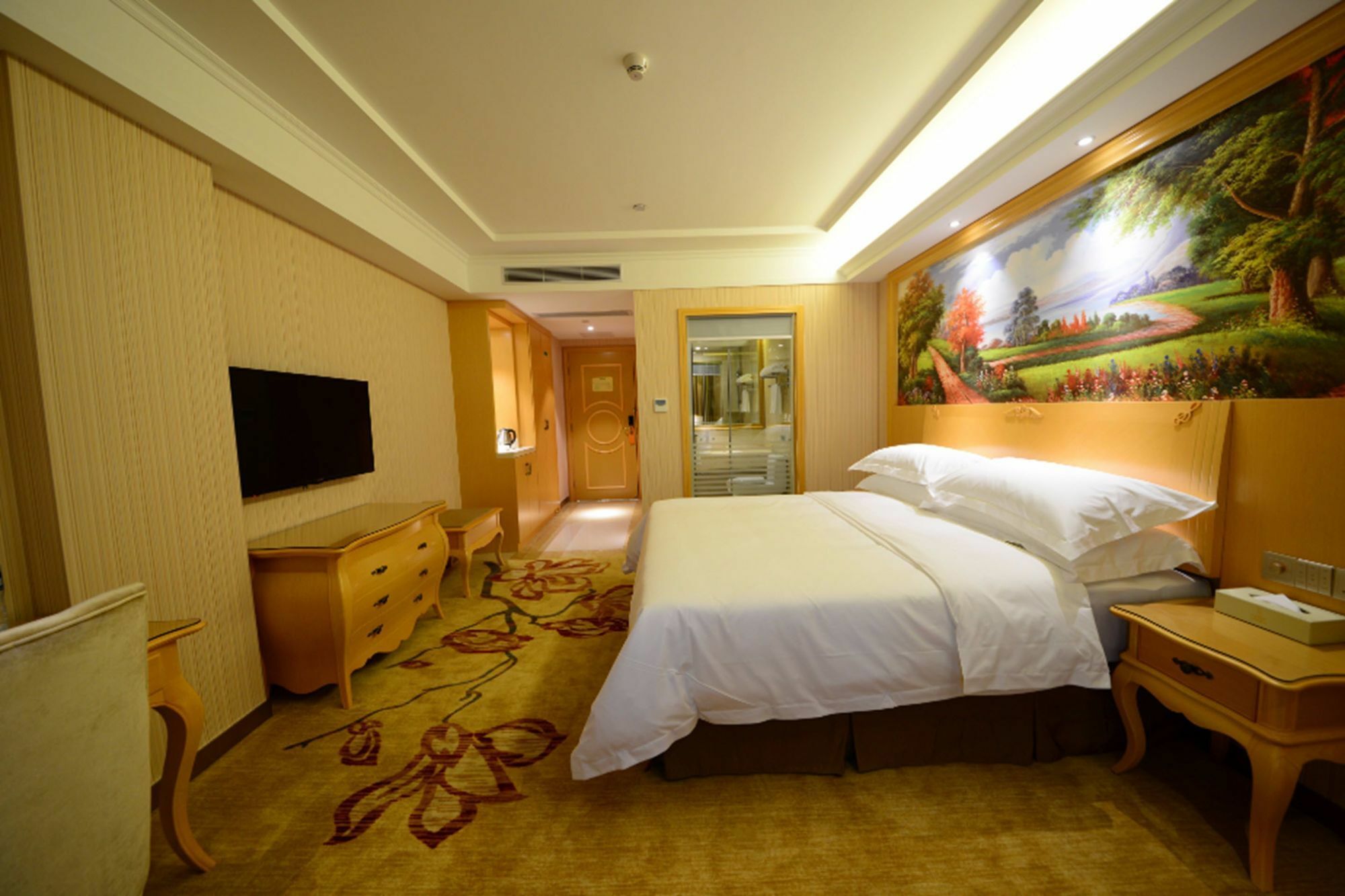 Vienna International Hotel Shajing Heyi Branch Shenzhen Exterior foto