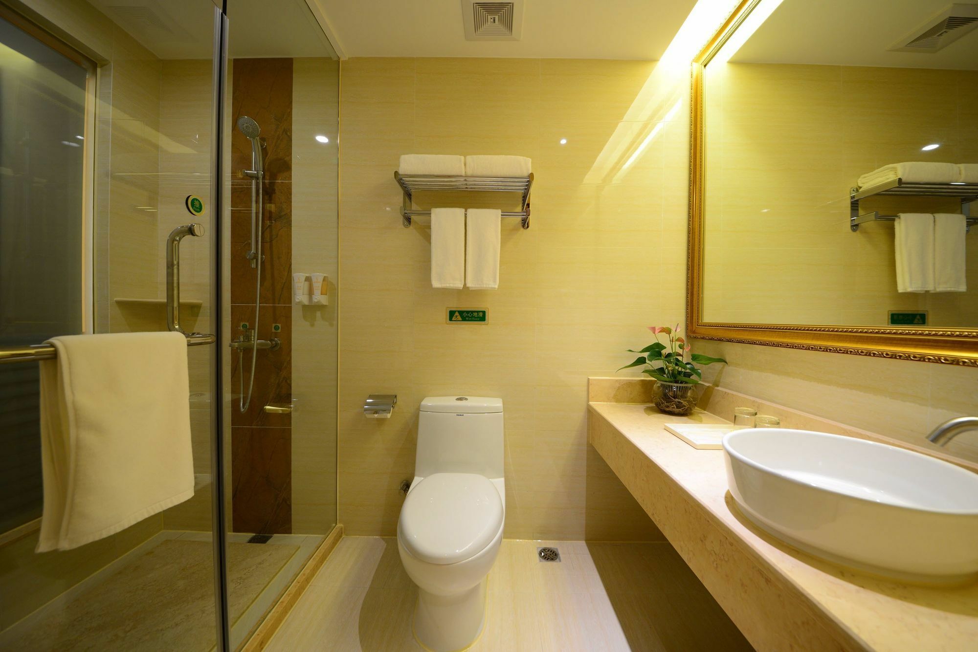 Vienna International Hotel Shajing Heyi Branch Shenzhen Exterior foto