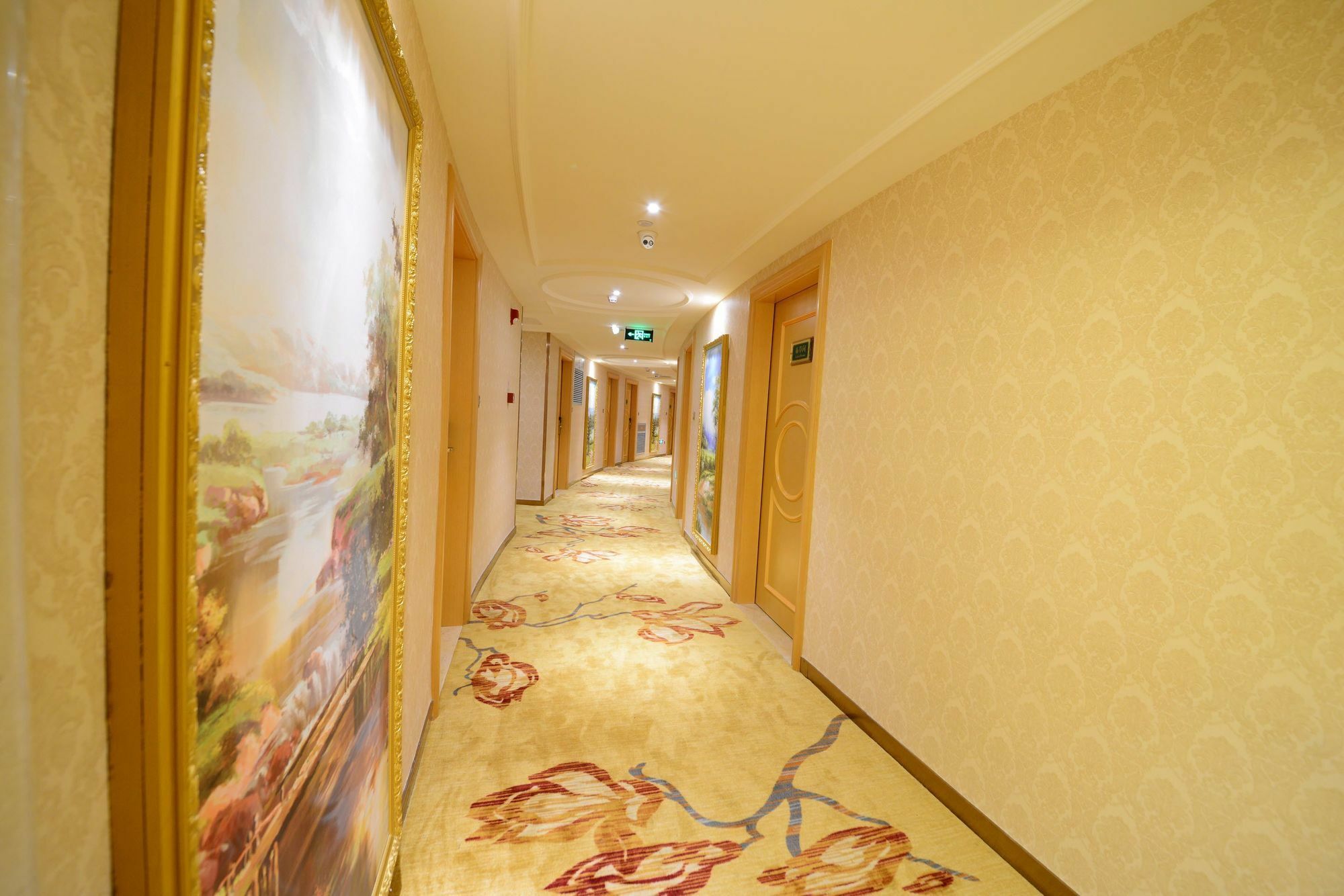 Vienna International Hotel Shajing Heyi Branch Shenzhen Exterior foto
